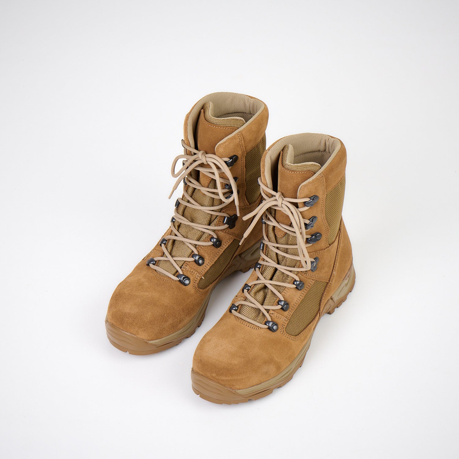 Combat Boots 583 355 500 - Latvian Army Boots, Rugged and Durable