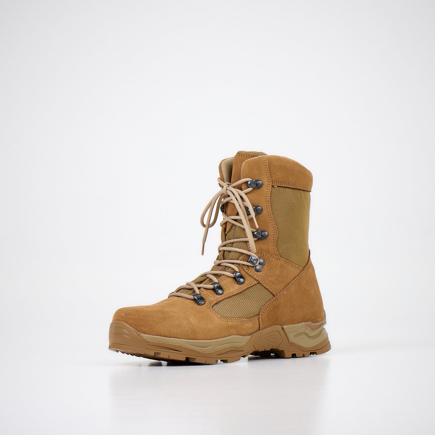 Combat Boots 583 355 500 - Latvian Army Boots, Rugged and Durable